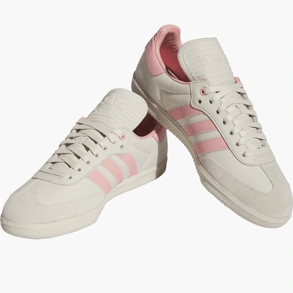 adidas Humanrace Samba Aluminal Low Top Sneaker Tennis Shoes - Sz 7.5, Like New